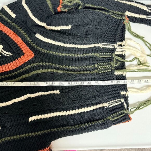 Elan Knitted Fringed Chunky Boho Sweater - Picture 9 of 9